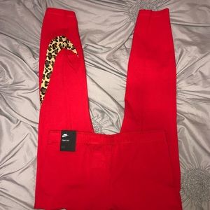 ‼️SHIPS TODAY‼️ Nike Leggings